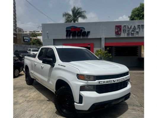 Chevrolet Silverado LT en venta