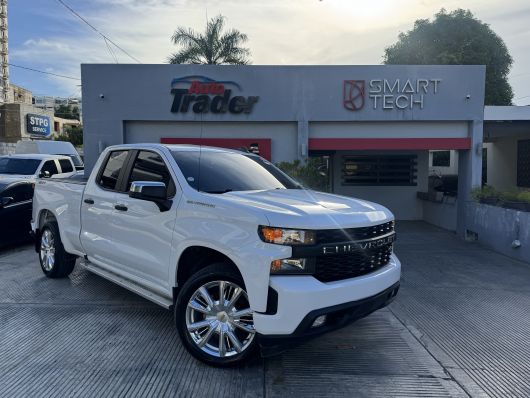 Chevrolet Silverado LT en venta