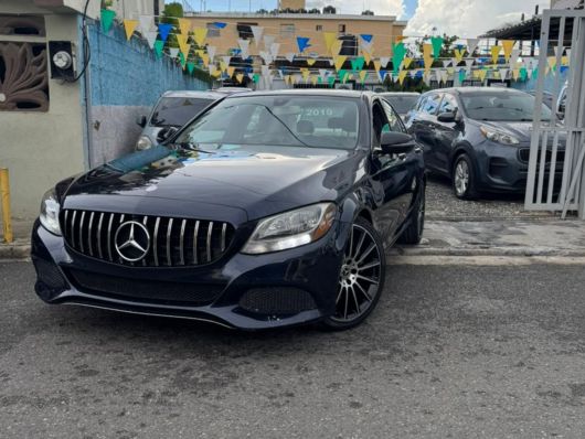 Mercedes-Benz Clase C 300 en venta