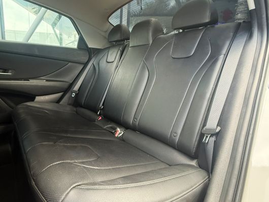 Hyundai Avante Carros en venta