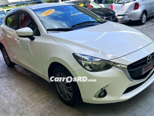 Mazda Demio Hatchback en venta