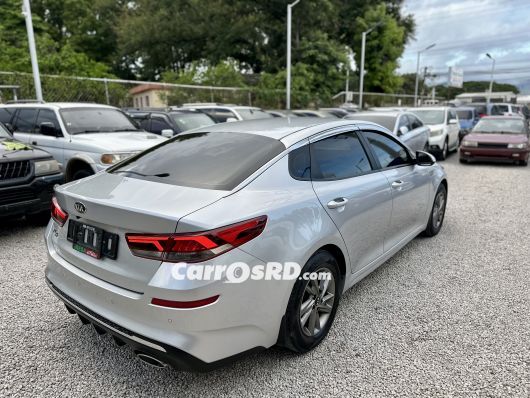 Kia K5 Carros en venta