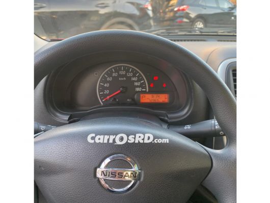 Nissan March Hatchback en venta