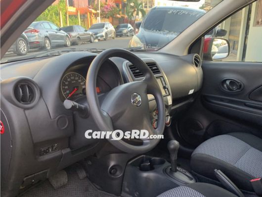 Nissan March Hatchback en venta