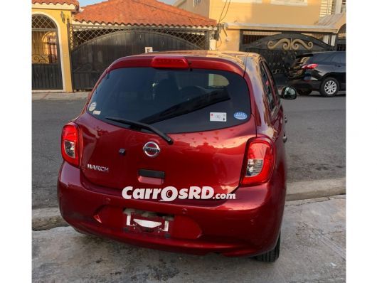 Nissan March Hatchback en venta