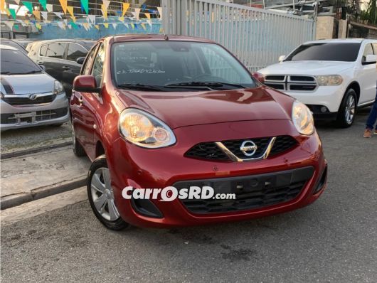 Nissan March Hatchback en venta