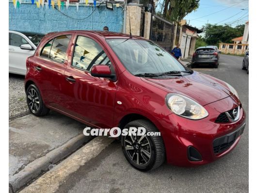 Nissan March Hatchback en venta