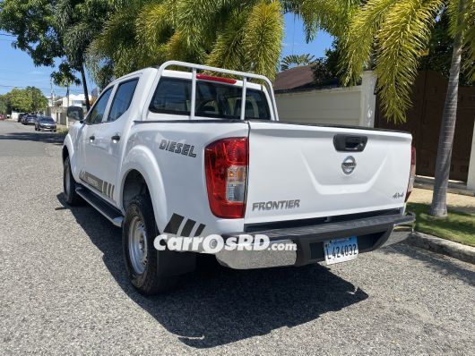 Nissan Frontier Camioneta en venta