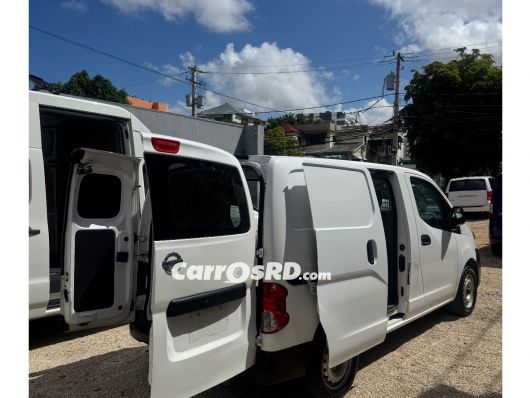 Nissan NV Furgoneta en venta
