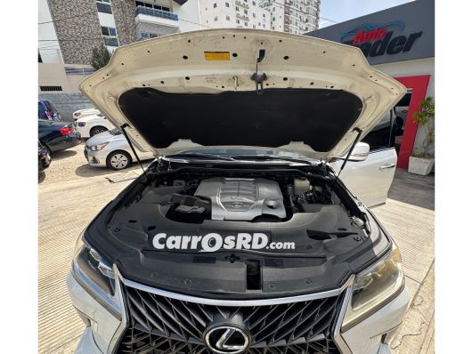 Lexus LX Jeepeta en venta