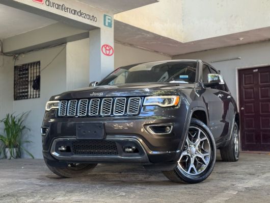 Jeep Grand Cherokee Overland en venta