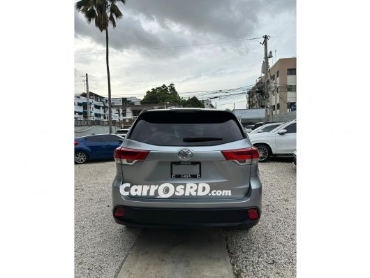 Toyota Highlander Jeepeta en venta