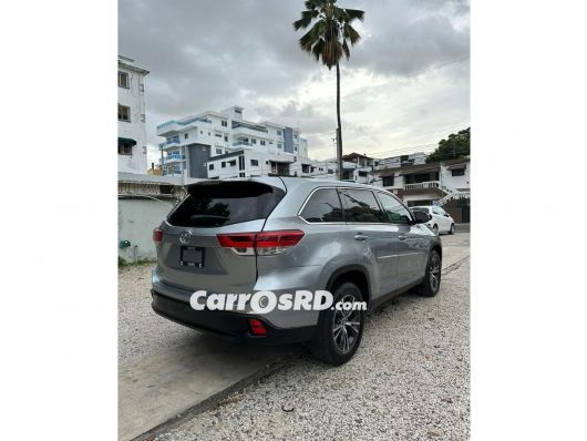Toyota Highlander Jeepeta en venta