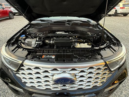 Ford Explorer Platinum