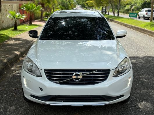 Volvo XC 60 T5 en venta