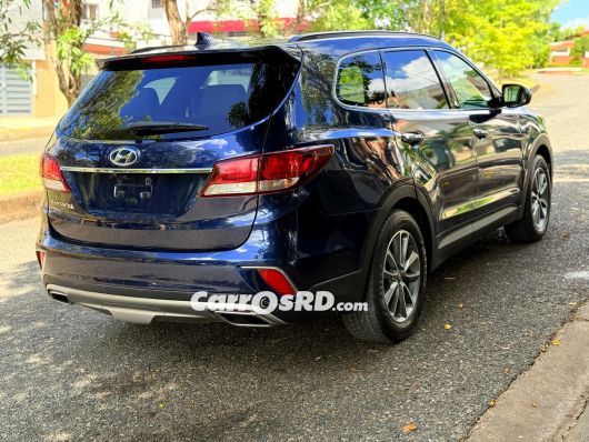 Hyundai Grand Santa Fe Jeepeta en venta