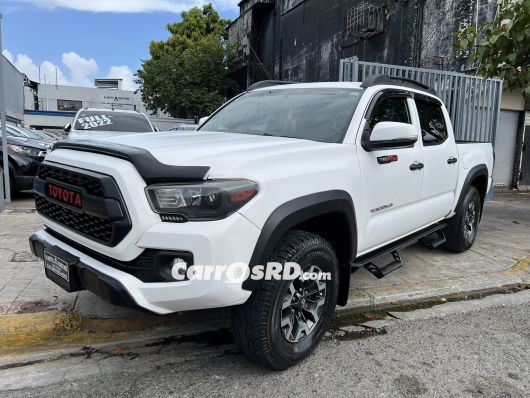 Toyota Tacoma Camioneta en venta