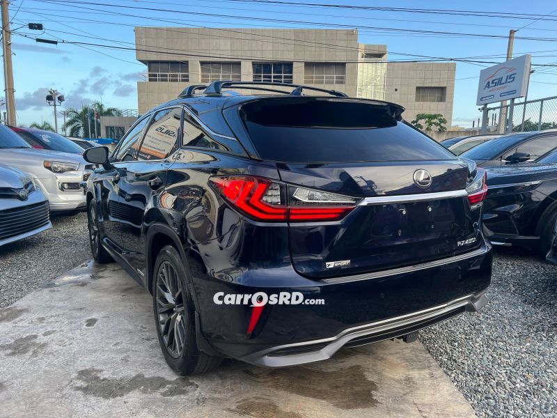 Lexus