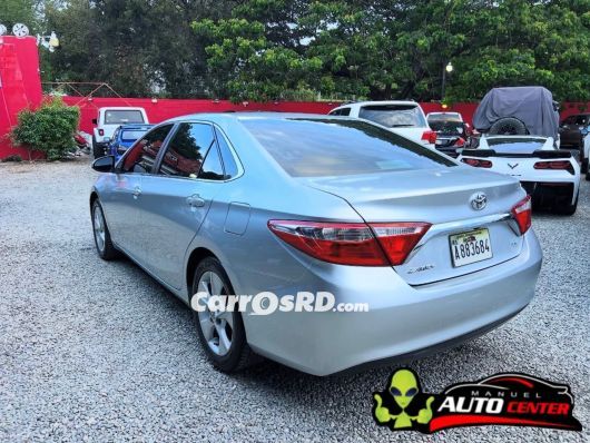 Toyota Camry Carros en venta