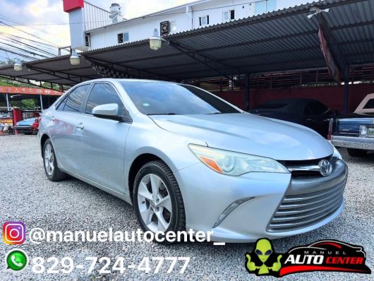 Toyota Camry LE en venta