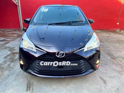 Toyota Vitz Carros en venta