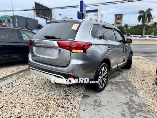 Mitsubishi Outlander Jeepeta en venta