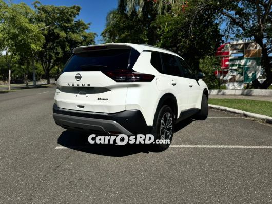 Nissan Rogue Camioneta en venta