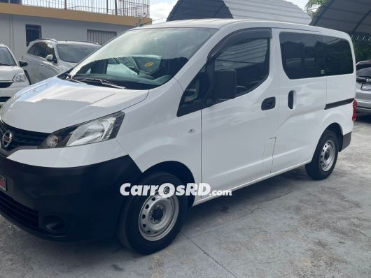 Nissan NV Minivan en venta