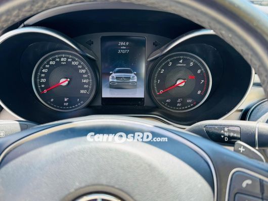 Mercedes-Benz Clase C Carros en venta