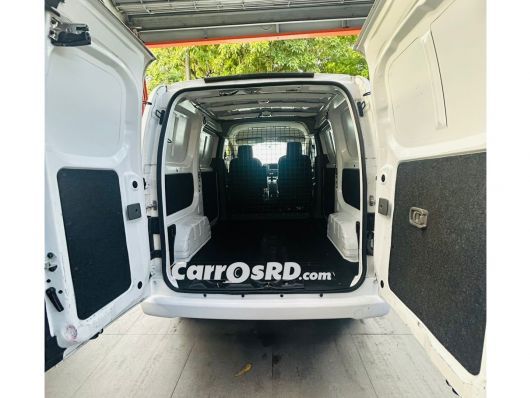 Nissan NV Furgoneta en venta