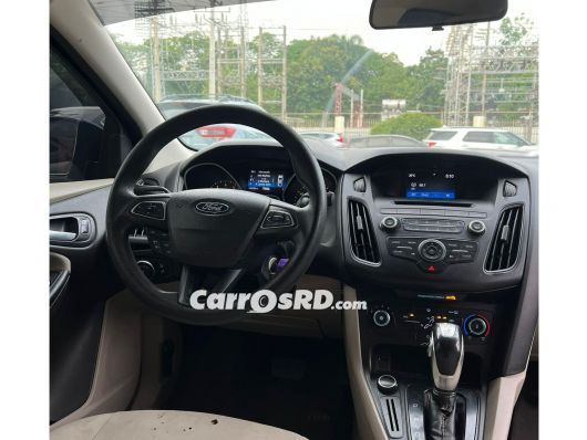Ford Focus Carros en venta