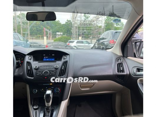 Ford Focus Carros en venta