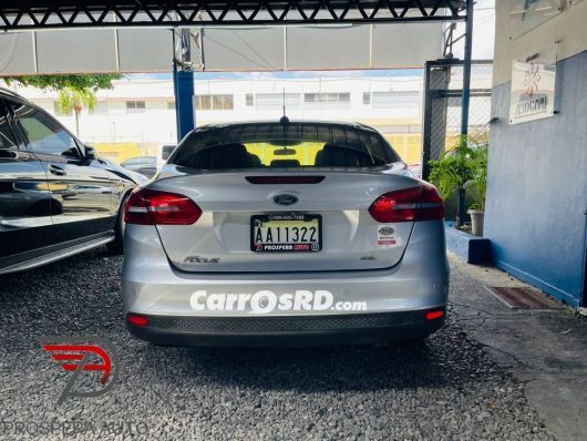 Ford Focus Carros en venta