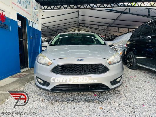 Ford Focus Carros en venta