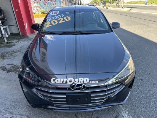 Hyundai Elantra Carros en venta