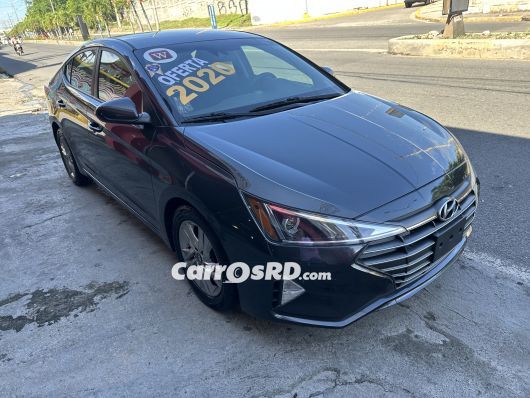 Hyundai Elantra Carros en venta