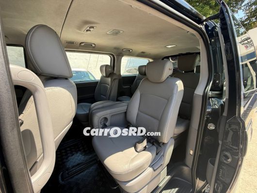 Hyundai Grand Starex Minivan en venta