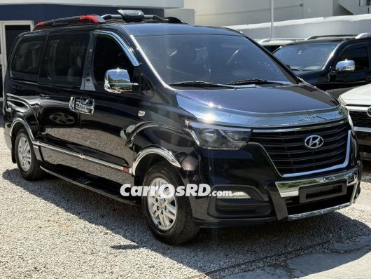 Hyundai Grand Starex Minivan en venta
