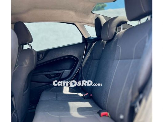 Ford Fiesta Carros en venta