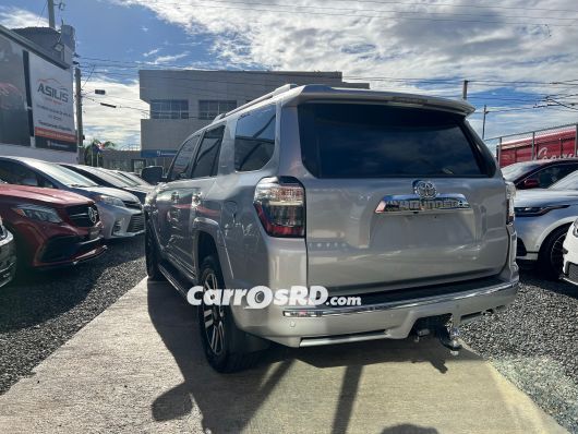 Toyota 4Runner Jeepeta en venta