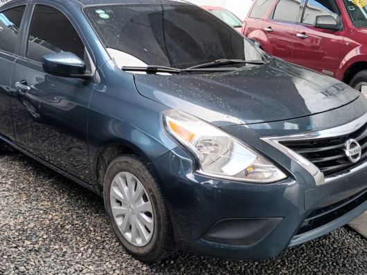 Nissan Versa SV en venta