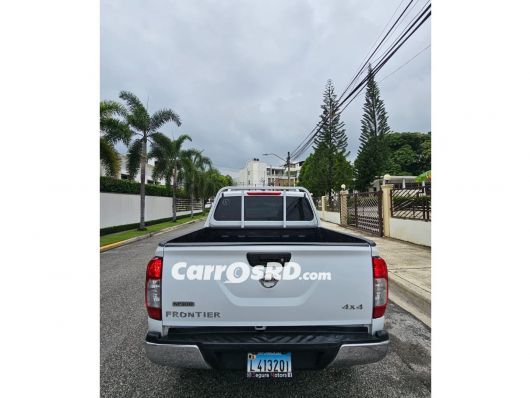 Nissan Frontier Camioneta en venta