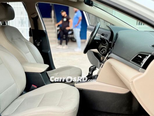 Hyundai Elantra Carros en venta