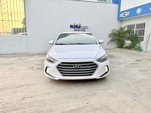Hyundai Elantra SE en venta