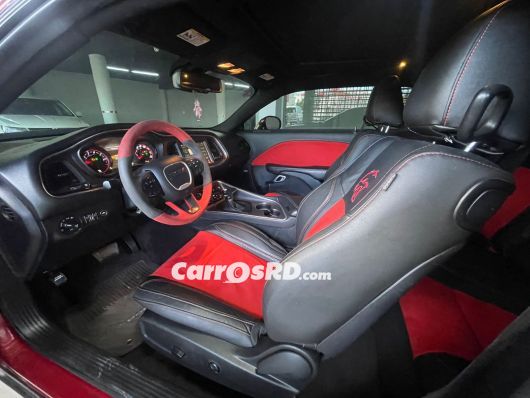 Dodge Challenger Carros en venta