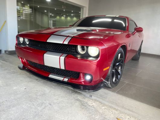 Dodge Challenger SXT en venta