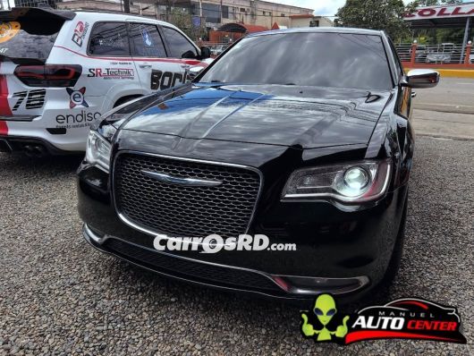 Chrysler 300 Carros en venta