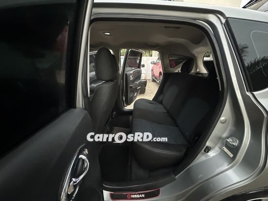 Nissan Versa Carros en venta