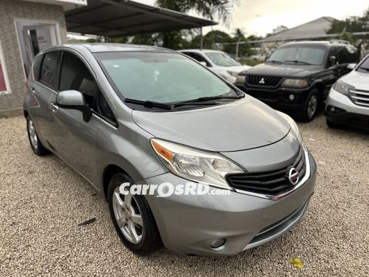 Nissan Versa Carros en venta