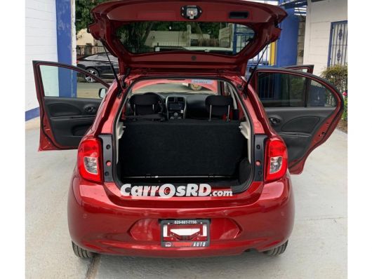 Nissan March Carros en venta